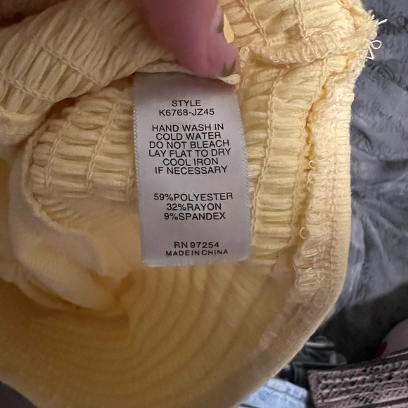 Mixed Threads Yellow Tie-Back Crop Top - Picture 4 of 4